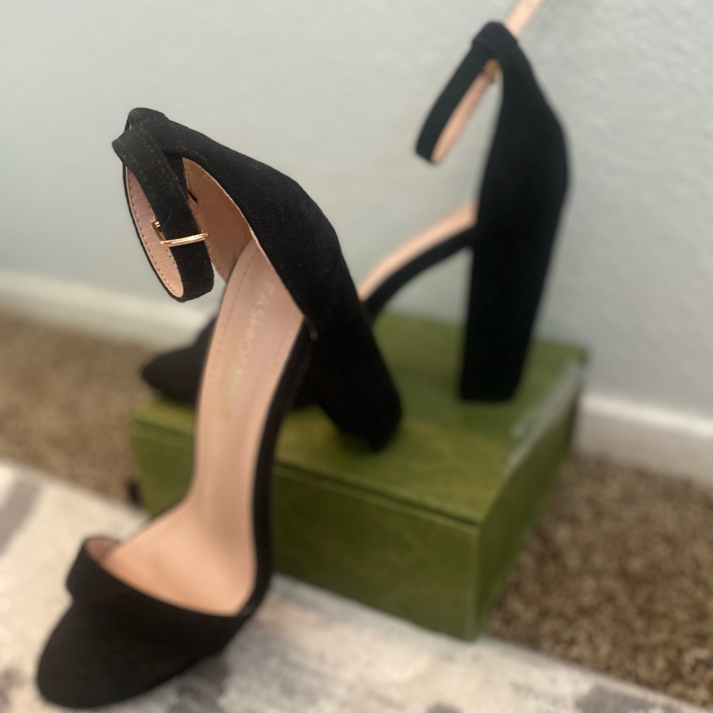Fashion nova thick black heel 3 inches worn once